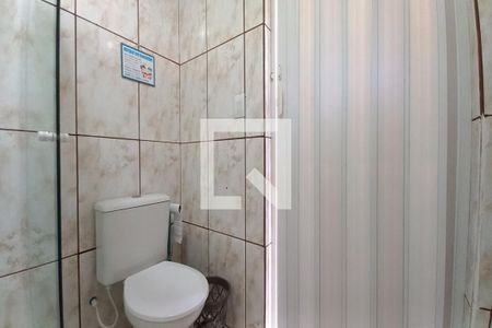 Casa à venda com 303m², 3 quartos e 5 vagasBanheiro de Serviço