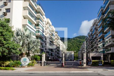 Fachada do Condomínio de apartamento à venda com 3 quartos, 100m² em Recreio dos Bandeirantes, Rio de Janeiro