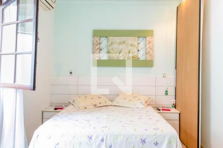 Casa à venda com 256m², 3 quartos e 1 vaga