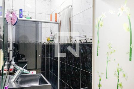 Casa à venda com 256m², 3 quartos e 1 vaga