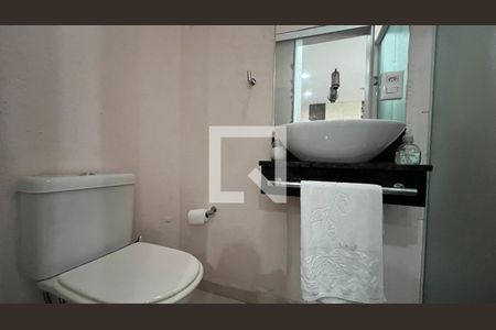 Casa à venda com 330m², 3 quartos e 3 vagas Casa à venda com 330m², 3 quartos e 3 vagasÁrea comum
