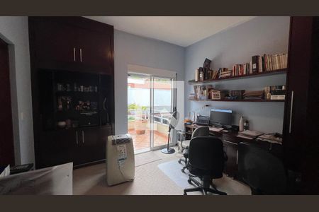 Casa à venda com 330m², 3 quartos e 3 vagas Casa à venda com 330m², 3 quartos e 3 vagasSuite