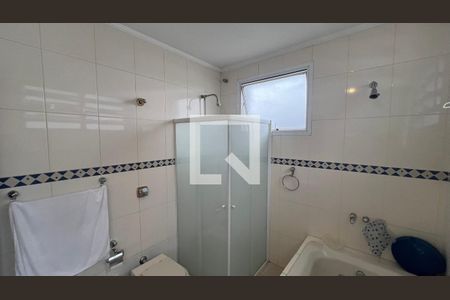 Casa à venda com 330m², 3 quartos e 3 vagas Casa à venda com 330m², 3 quartos e 3 vagasBanheiro da Suíte