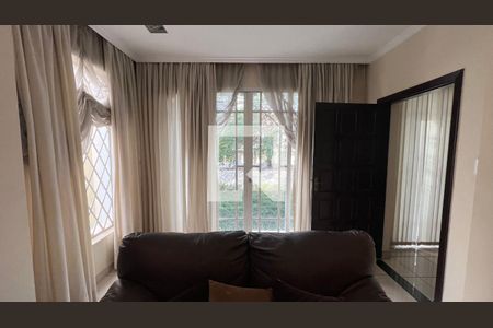 Sala de casa à venda com 3 quartos, 330m² em Sumaré, São Paulo