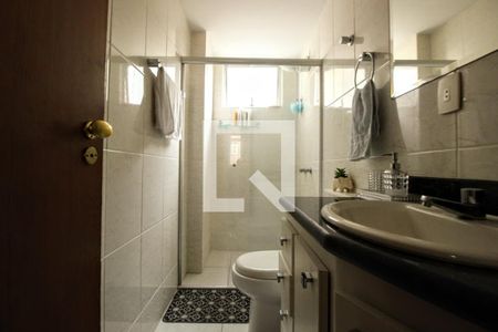 Apartamento à venda com 260m², 4 quartos e 3 vagasBanheiro