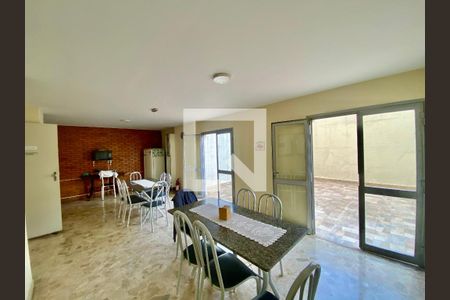 Apartamento à venda com 47m², 1 quarto e 1 vaga Apartamento à venda com 47m², 1 quarto e 1 vagaÁrea comum - Salão de festas