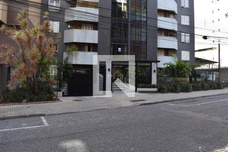 Apartamento para alugar com 144m², 3 quartos e 1 vagaFachada do condomínio