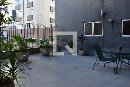 Apartamento para alugar com 144m², 3 quartos e 1 vagaÁrea privativa