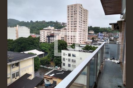 Apartamento à venda com 98m², 2 quartos e 1 vaga