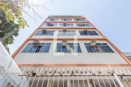 Apartamento à venda com 121m², 2 quartos e 1 vaga