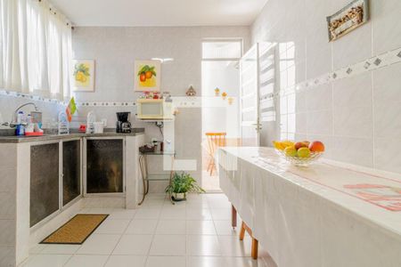 Apartamento à venda com 121m², 2 quartos e 1 vaga