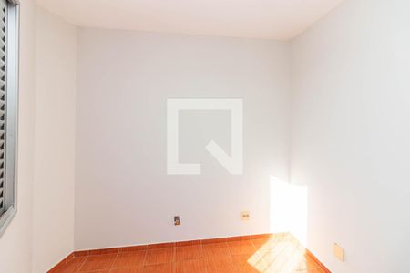 Quarto 1 de apartamento à venda com 3 quartos, 70m² em Heliópolis, Belo Horizonte