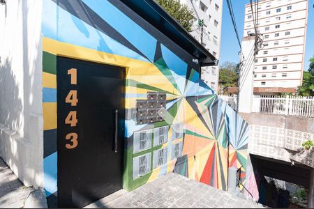 Fachada de apartamento para alugar com 1 quarto, 25m² em Perdizes, São Paulo