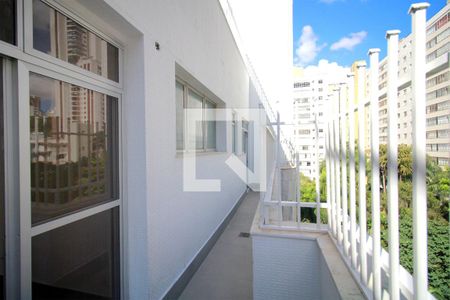 Apartamento à venda com 410m², 6 quartos e 2 vagasVaranda