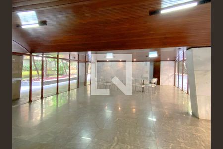 Apartamento à venda com 410m², 6 quartos e 2 vagasÁrea comum - Salão de festas