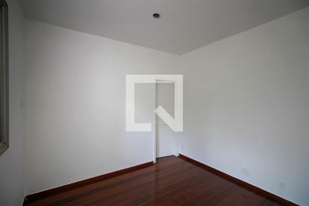 Apartamento à venda com 410m², 6 quartos e 2 vagasQuarto 2