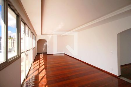 Apartamento à venda com 410m², 6 quartos e 2 vagasSala