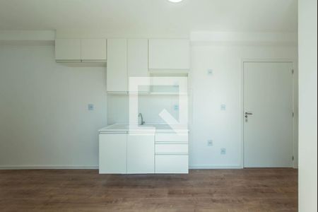 Sala - Cozinha Integrada de apartamento à venda com 2 quartos, 32m² em Ipiranga, São Paulo