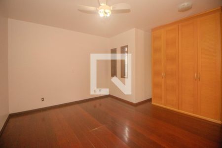 Casa à venda com 400m², 4 quartos e 6 vagasQuarto 3