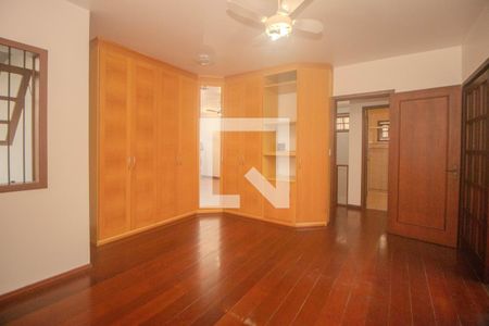 Casa à venda com 400m², 4 quartos e 6 vagasQuarto 4