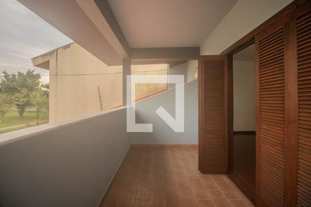 Casa à venda com 400m², 4 quartos e 6 vagasQuarto 4 - Varanda