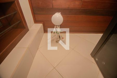 Casa à venda com 400m², 4 quartos e 6 vagasBanheiro 2