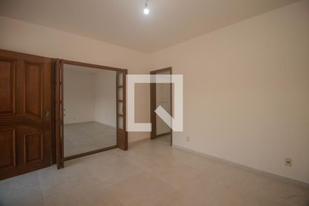 Sala - Ambiente 2 de casa à venda com 4 quartos, 400m² em Jardim Itu, Porto Alegre