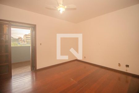 Casa à venda com 400m², 4 quartos e 6 vagasQuarto 4