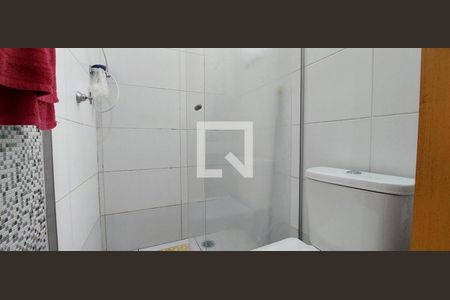 Apartamento à venda com 74m², 2 quartos e 1 vaga Apartamento à venda com 74m², 2 quartos e 1 vagaBanheiro