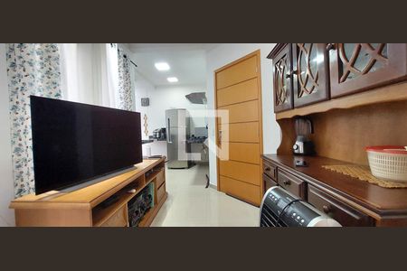 Apartamento à venda com 74m², 2 quartos e 1 vaga Apartamento à venda com 74m², 2 quartos e 1 vagaSala