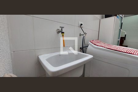 Apartamento à venda com 74m², 2 quartos e 1 vaga Apartamento à venda com 74m², 2 quartos e 1 vagaÁrea de Serviço