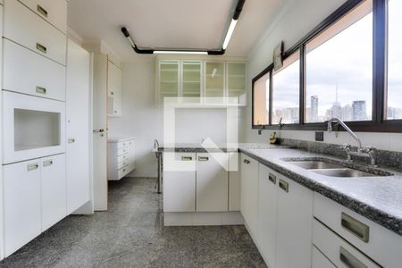 Apartamento à venda com 3 quartos, 213m² em Vila Mariana, São Paulo