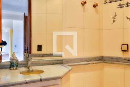 Apartamento à venda com 3 quartos, 213m² em Vila Mariana, São Paulo