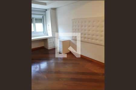 Casa à venda com 1110m², 5 quartos e 10 vagas