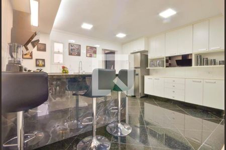 Apartamento à venda com 142m², 3 quartos e 1 vaga