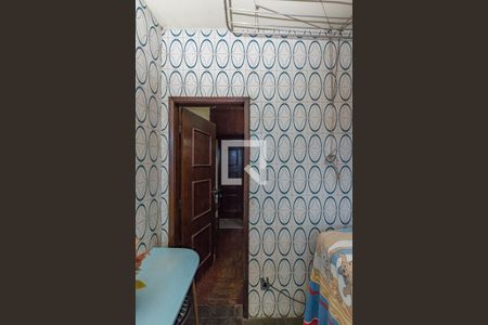 Casa à venda com 232m², 4 quartos e 4 vagas Casa à venda com 232m², 4 quartos e 4 vagasÁrea de Serviço