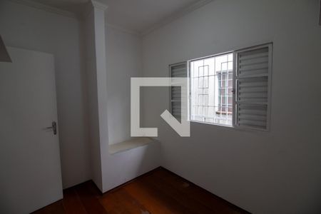 Casa à venda com 250m², 3 quartos e 2 vagas Casa à venda com 250m², 3 quartos e 2 vagasQuarto 2