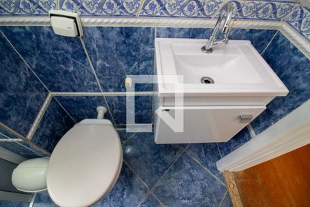 Casa à venda com 250m², 3 quartos e 2 vagas Casa à venda com 250m², 3 quartos e 2 vagasBanheiro