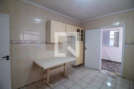 Casa à venda com 250m², 3 quartos e 2 vagas Casa à venda com 250m², 3 quartos e 2 vagasCozinha