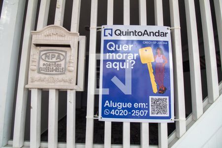 Casa à venda com 250m², 3 quartos e 2 vagas Casa à venda com 250m², 3 quartos e 2 vagasPlaquinha