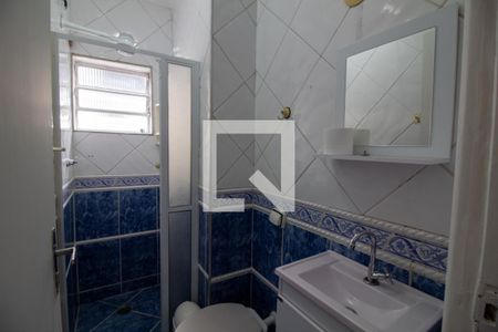 Casa à venda com 250m², 3 quartos e 2 vagas Casa à venda com 250m², 3 quartos e 2 vagasBanheiro