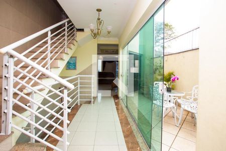 Casa à venda com 417m², 3 quartos e 6 vagas