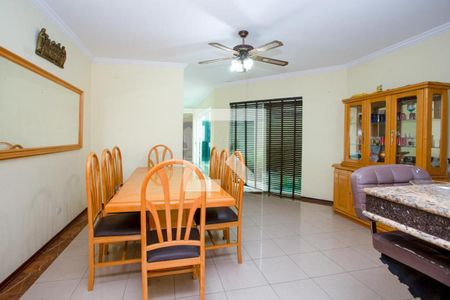 Casa à venda com 3 quartos, 417m² em Olímpico, São Caetano do Sul