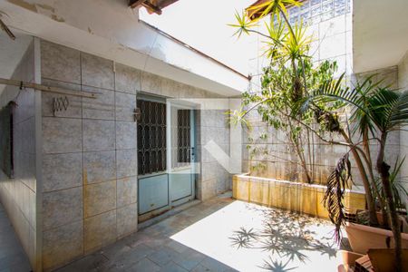 Casa à venda com 150m², 2 quartos e 2 vagasÁrea de serviço/Quintal