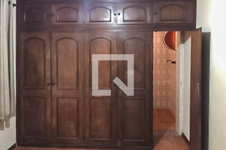 Casa à venda com 178m², 4 quartos e 3 vagas Casa à venda com 178m², 4 quartos e 3 vagasSuíte