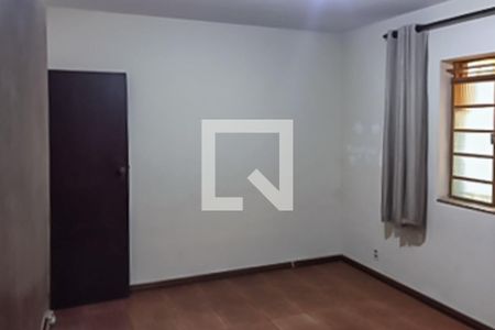 Casa à venda com 178m², 4 quartos e 3 vagas Casa à venda com 178m², 4 quartos e 3 vagasSuíte