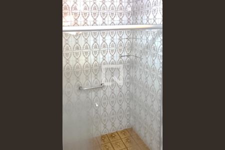 Casa à venda com 178m², 4 quartos e 3 vagas Casa à venda com 178m², 4 quartos e 3 vagasBanheiro da Suíte