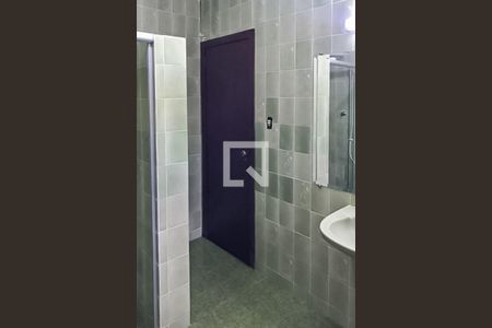 Casa à venda com 178m², 4 quartos e 3 vagas Casa à venda com 178m², 4 quartos e 3 vagasBanheiro