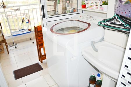 Apartamento à venda com 80m², 3 quartos e 2 vagas Apartamento à venda com 80m², 3 quartos e 2 vagasÁrea de serviço