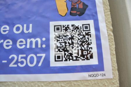 Apartamento à venda com 80m², 3 quartos e 2 vagas Apartamento à venda com 80m², 3 quartos e 2 vagasPlaca